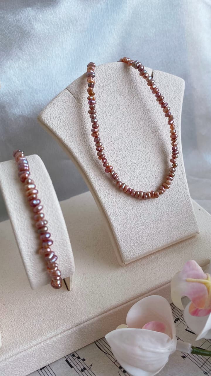 Fresh Water Pearl set 2-3mm Purple pearl set