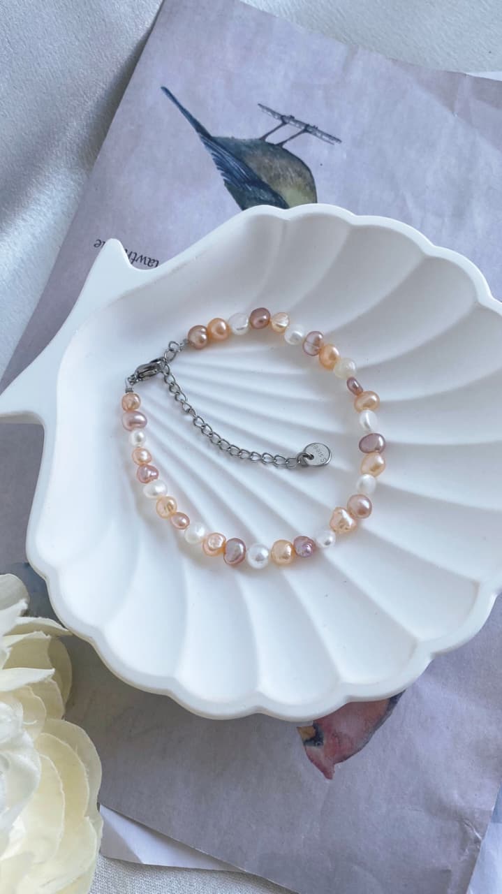 Fresh water Pearl Bracelet Candy colours 3-4mm