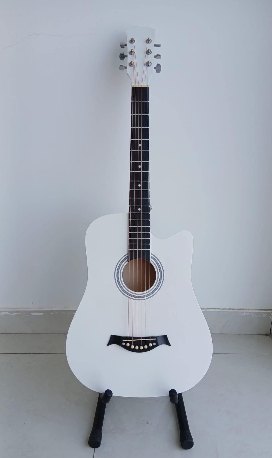 Acoustic guitar 38 inches Base wood (Matt White colour)