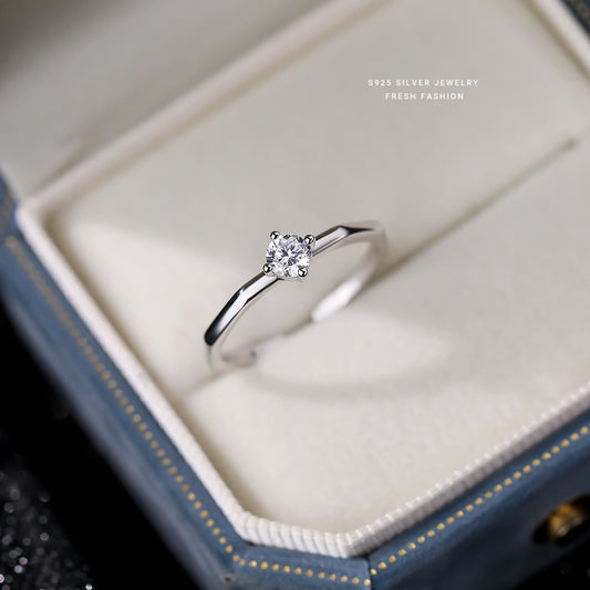 925 Sterling Silver Simple Claw Diamond Zircon Ring