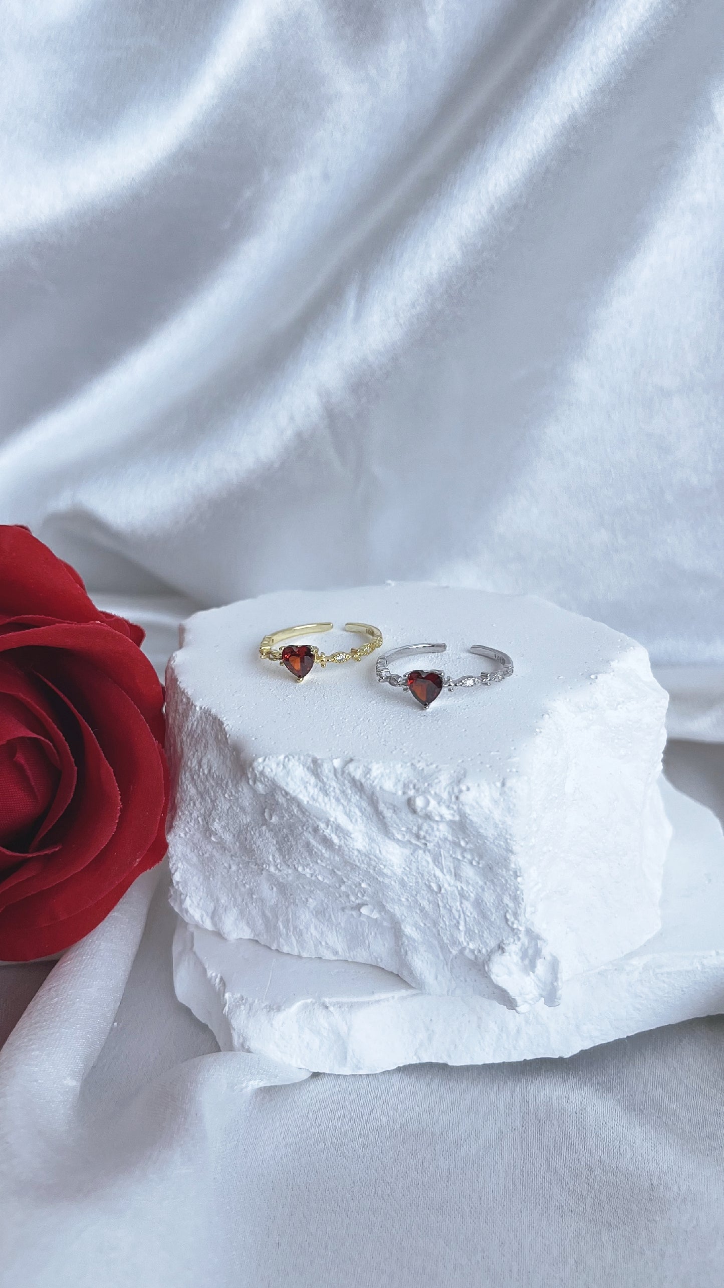 Sterling Silver 925 heart shaped red zircon ring
