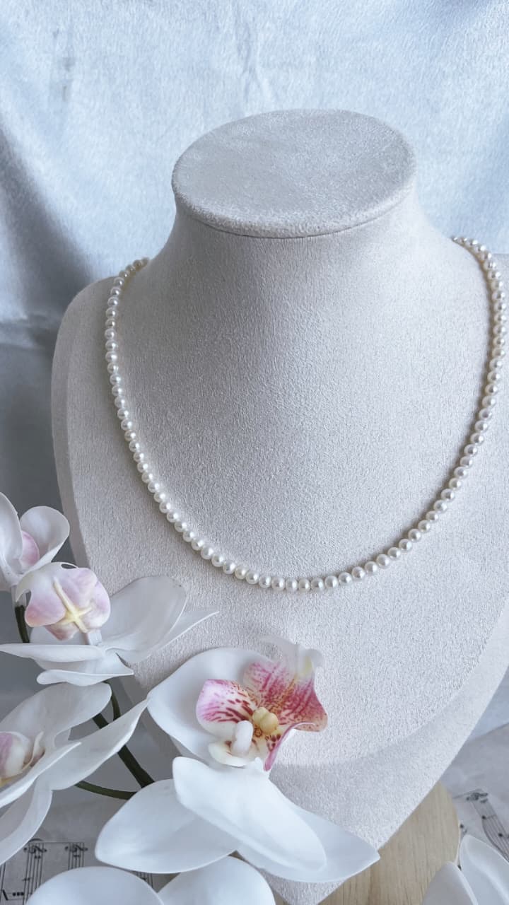Fresh water pearls necklace 3-4mm silver/stainless steel handmade jewel natural white colour