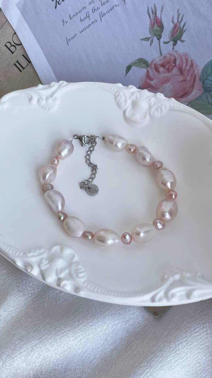 Fresh water Pearl Bracelet 4-8mm pink/purple and white pearl