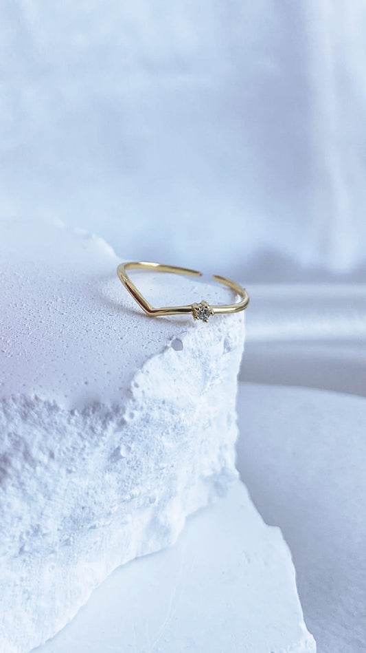 Sterling 925 Silver Golden plated Simple clear Zircon Ring