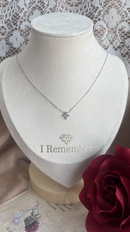 Silver 925 clove shape pendant with zircon
