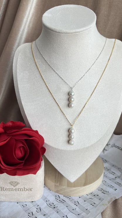 Silver 925 pendant with white Fresh water Pearls