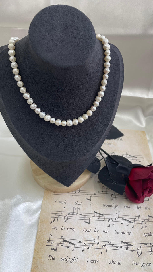Freshwater pearl necklace and bracelet set, basic classic style, egg-shaped, a must-have in your jewelry box, handmade, 925 sterling silver parts