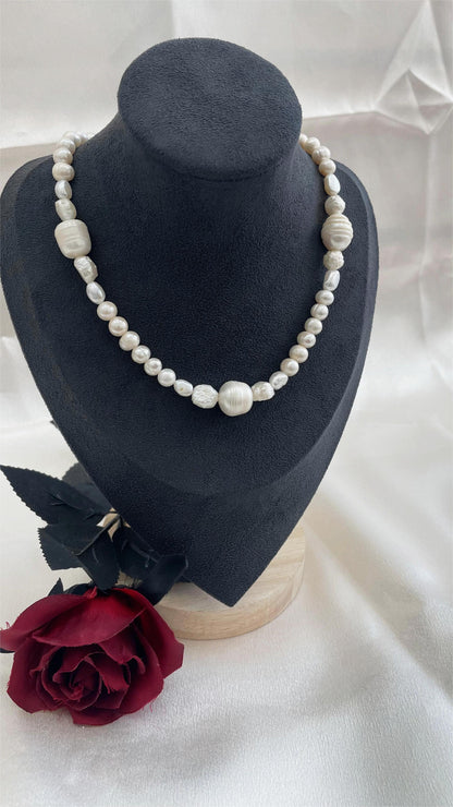 Freshwater pearl necklace, pure handmade, threaded old clam pearls, classic bead shape, original design, personalized style, sterling silver parts